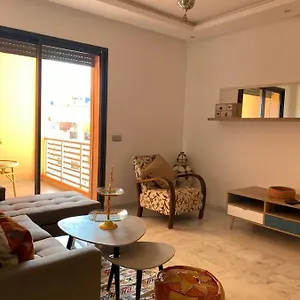 Avec Terrasse Au Calme En Plein Centre De Marrakech Tres Rare Apartment